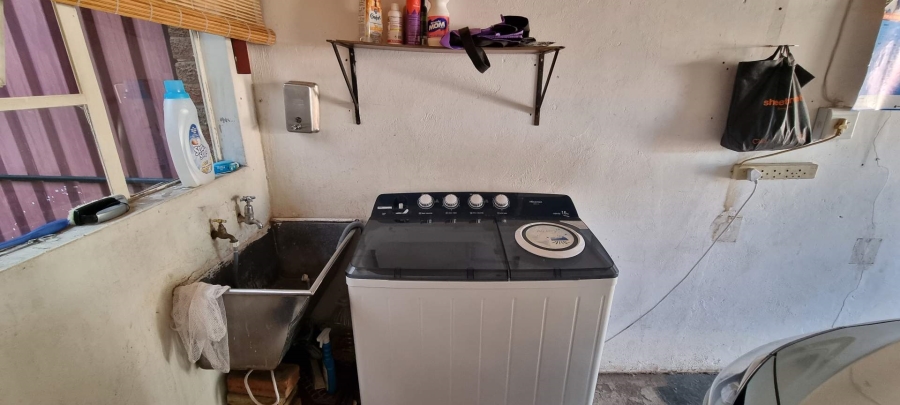 2 Bedroom Property for Sale in Navalsig Free State